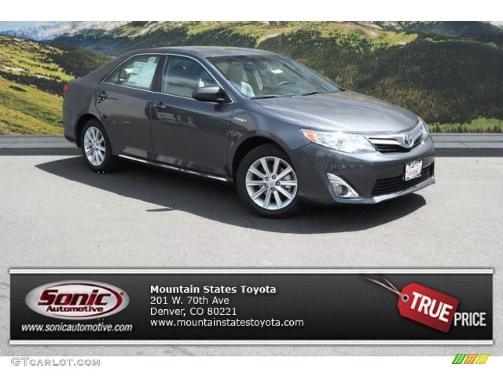 2014 Camry Hybrid XLE - Magnetic Gray Metallic / Ash photo #1