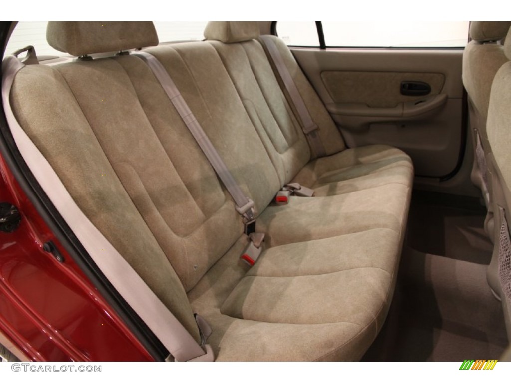 2003 Hyundai Elantra GLS Sedan Rear Seat Photo #93362672
