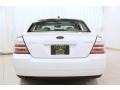 Oxford White - Taurus Limited Photo No. 16