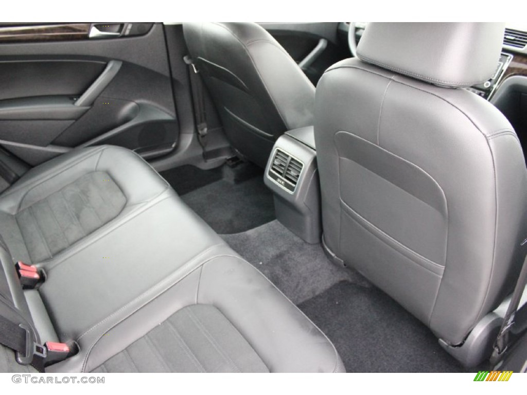 2014 Passat 1.8T SEL Premium - Candy White / Titan Black photo #41