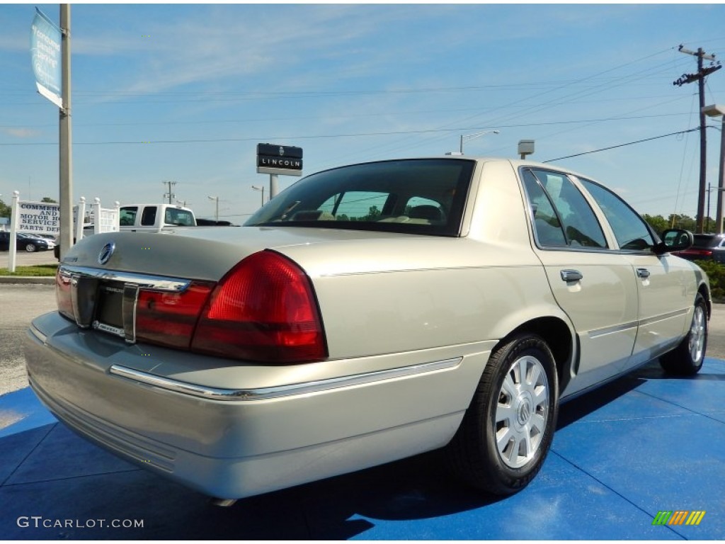2004 Grand Marquis LS - Gold Ash Metallic / Medium Parchment photo #5