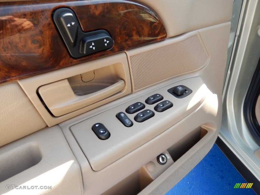 2004 Grand Marquis LS - Gold Ash Metallic / Medium Parchment photo #14