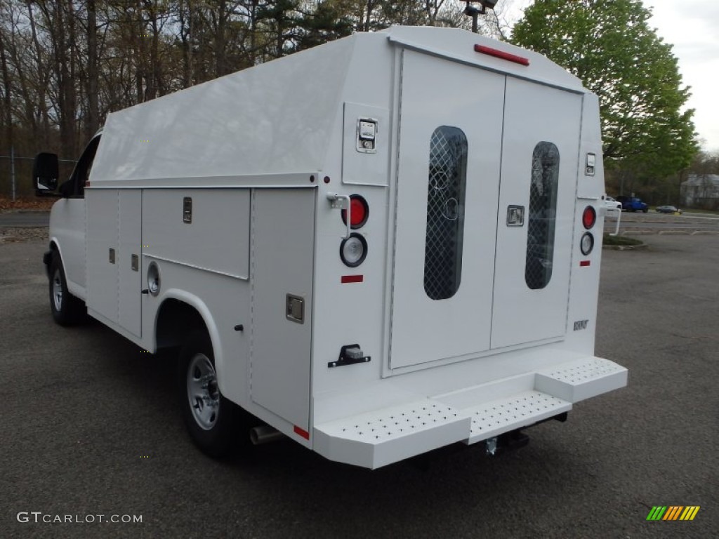 2014 Express Cutaway 3500 Utility Van - Summit White / Medium Pewter photo #8