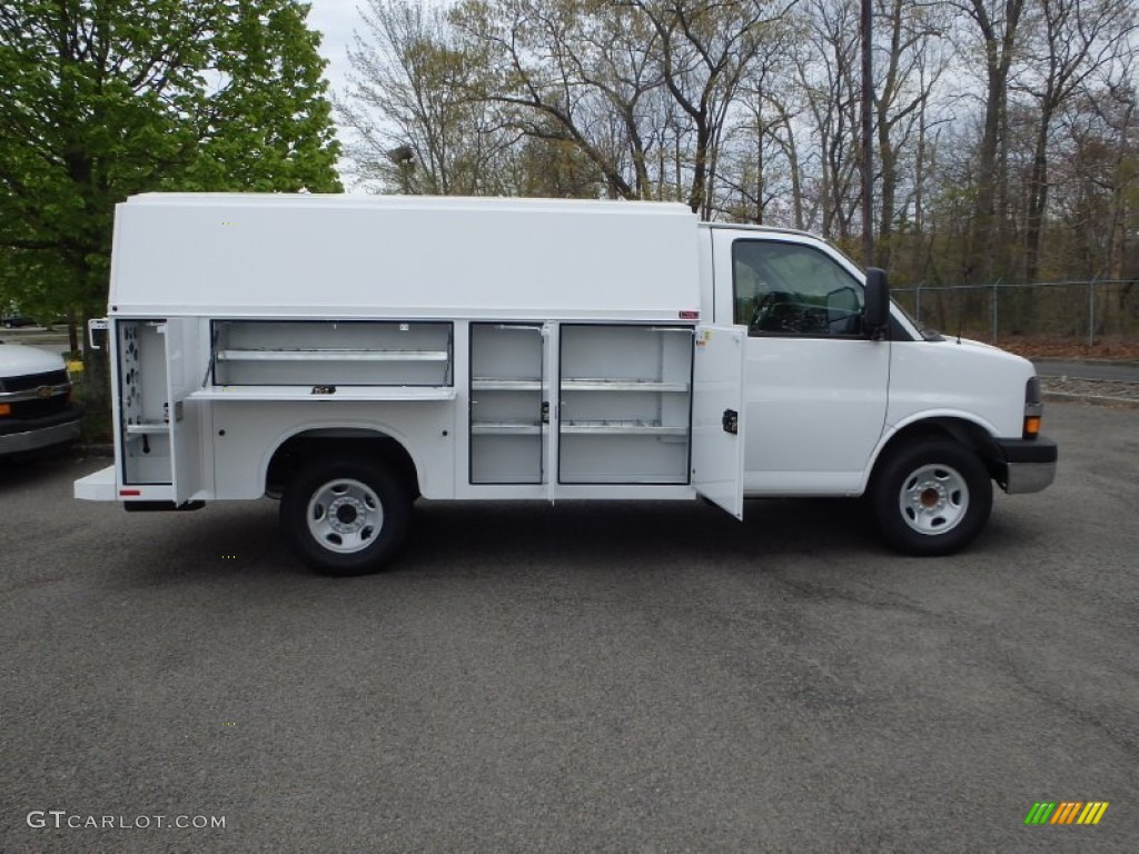 2014 Express Cutaway 3500 Utility Van - Summit White / Medium Pewter photo #9