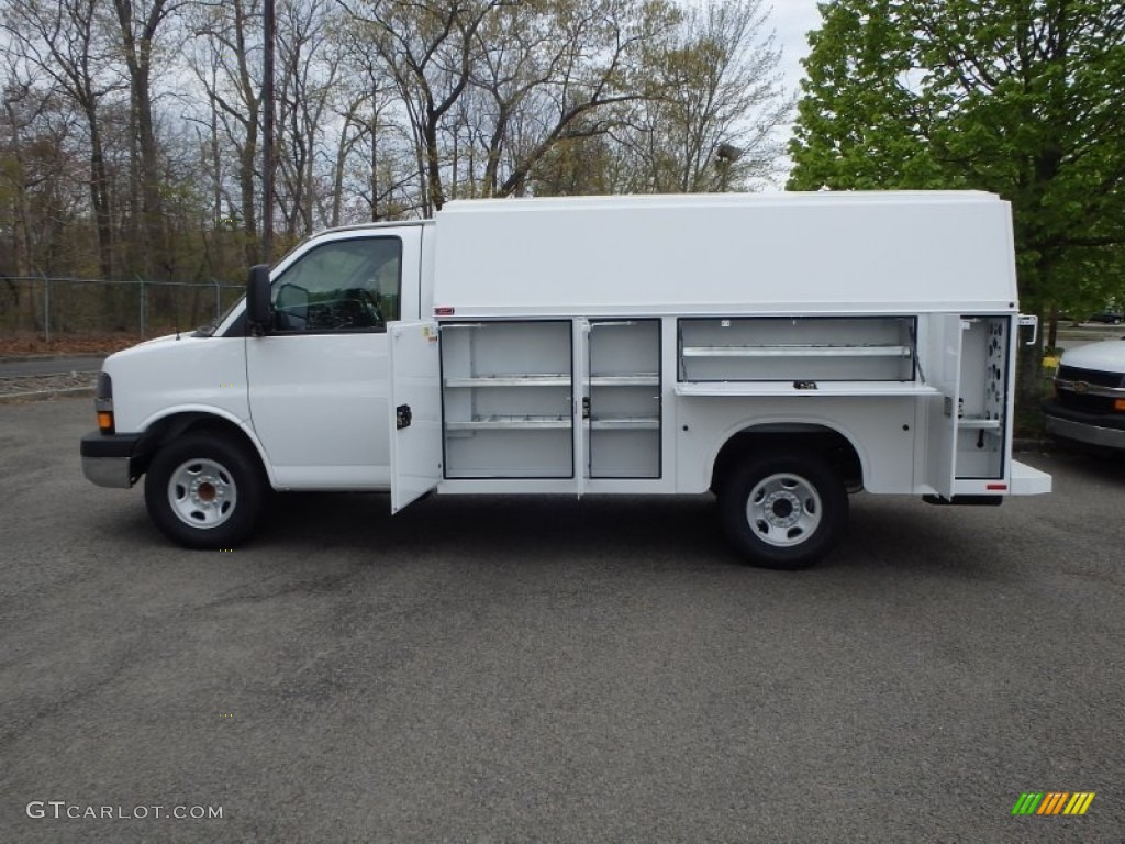 2014 Express Cutaway 3500 Utility Van - Summit White / Medium Pewter photo #11