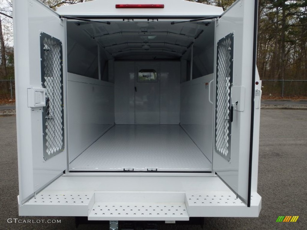 2014 Express Cutaway 3500 Utility Van - Summit White / Medium Pewter photo #10