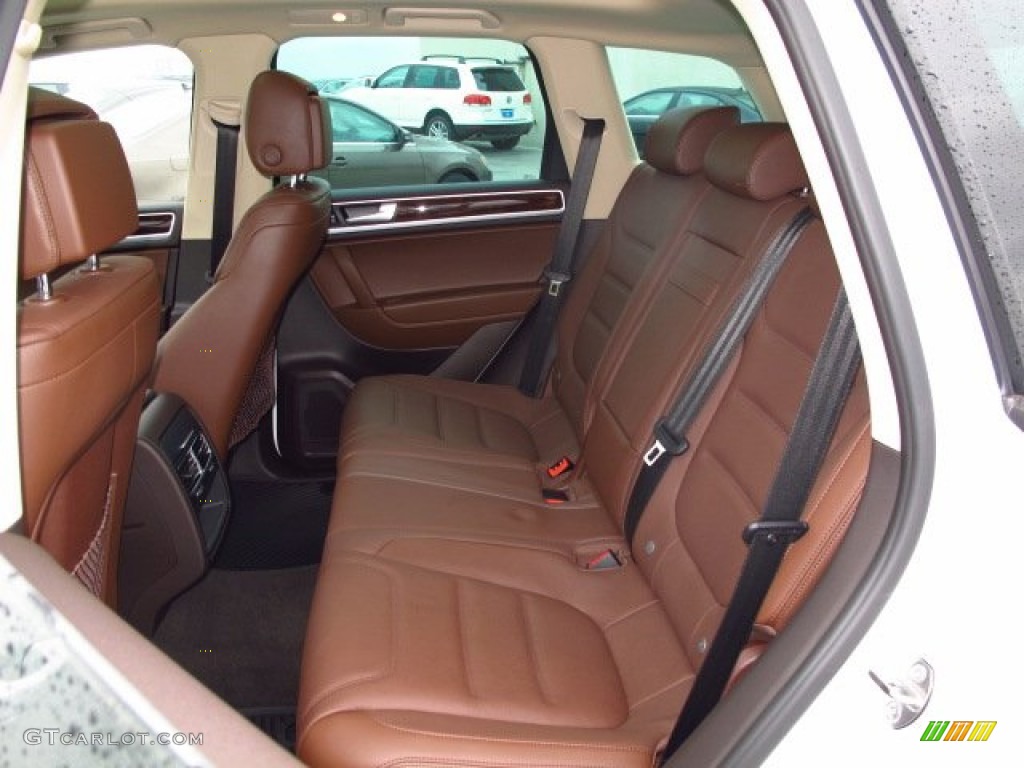 2014 Volkswagen Touareg V6 Sport 4Motion Interior Color Photos