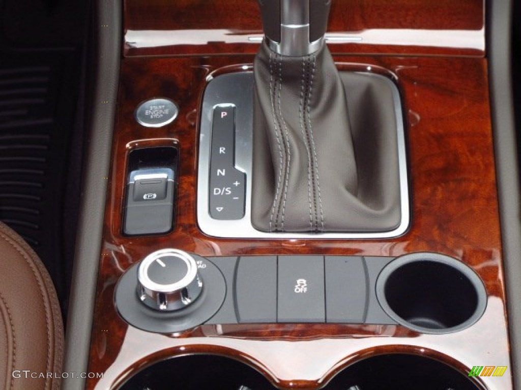 2014 Volkswagen Touareg V6 Sport 4Motion Controls Photos