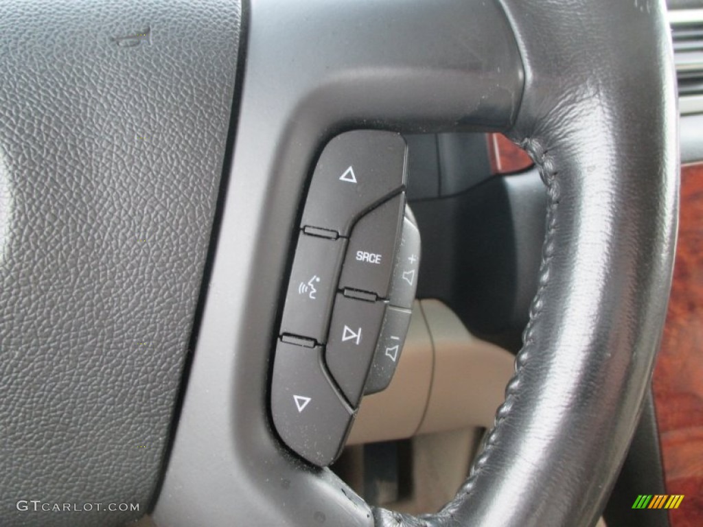 2007 Chevrolet Avalanche LTZ 4WD Controls Photo #93376058