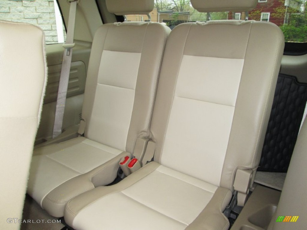 2007 Explorer Eddie Bauer 4x4 - Carbon Metallic / Camel photo #19