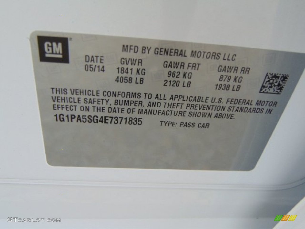 2014 Cruze LS - Summit White / Jet Black/Medium Titanium photo #15