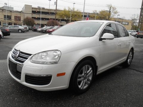 2009 Volkswagen Jetta TDI Sedan Data, Info and Specs