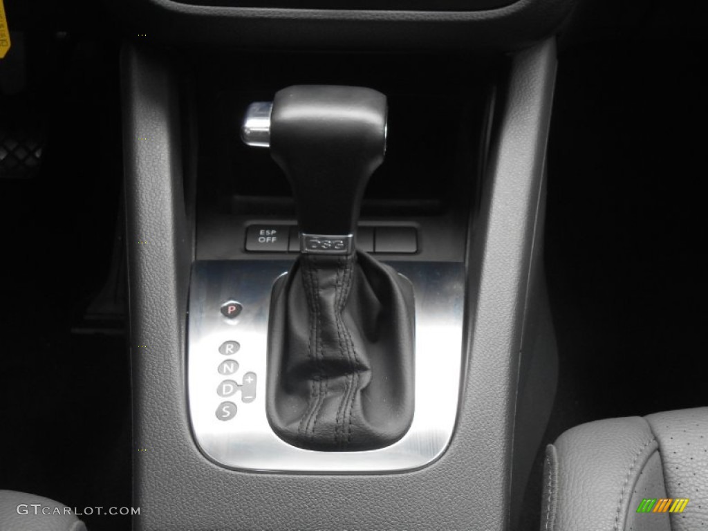 2009 Volkswagen Jetta TDI Sedan Transmission Photos