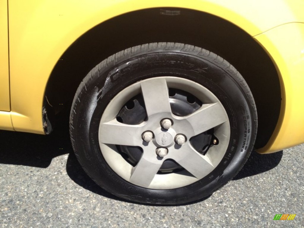 2005 Aveo LS Hatchback - Summer Yellow / Gray photo #6