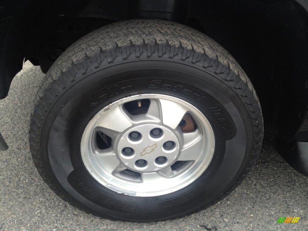 2003 Suburban 1500 LT 4x4 - Dark Gray Metallic / Gray/Dark Charcoal photo #3