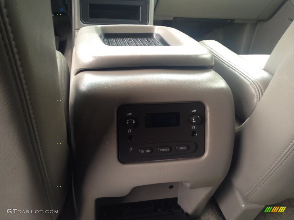2003 Suburban 1500 LT 4x4 - Dark Gray Metallic / Gray/Dark Charcoal photo #24