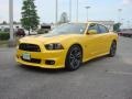 Stinger Yellow - Charger SRT8 Super Bee Photo No. 9