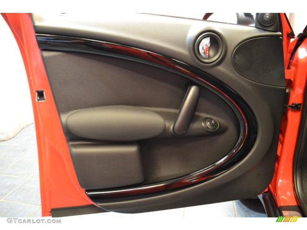 2011 Cooper Countryman - Pure Red / Carbon Black photo #26