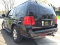 2006 Black Lincoln Navigator Luxury 4x4  photo #5