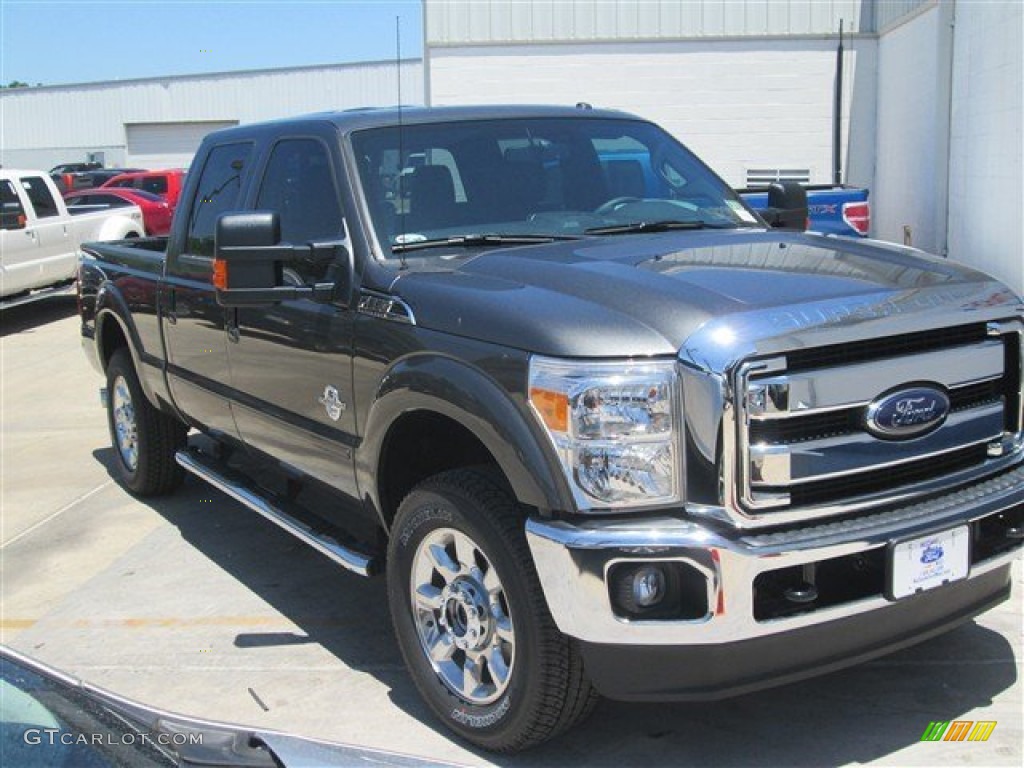 2015 F250 Super Duty Lariat Crew Cab 4x4 - Magnetic / Black photo #1