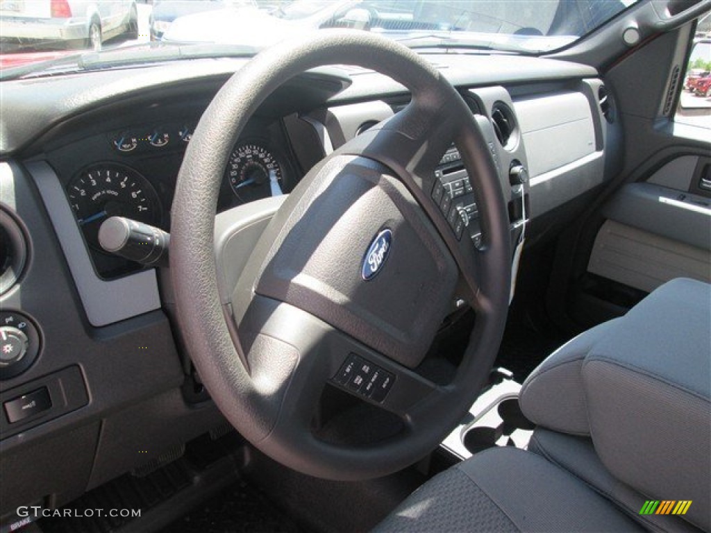 2014 F150 XL Regular Cab - Vermillion Red / Steel Grey photo #11