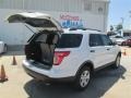 2014 Oxford White Ford Explorer FWD  photo #11