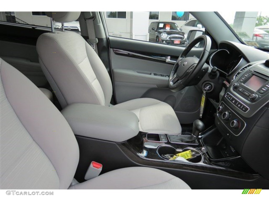 2014 Sorento LX - Bright Silver / Black photo #13