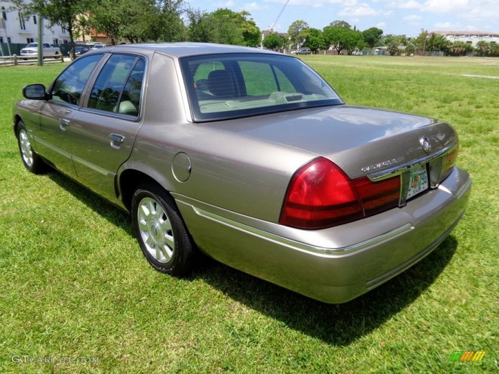 2004 Grand Marquis LS Ultimate Edition - Arizona Beige Metallic / Medium Parchment photo #5