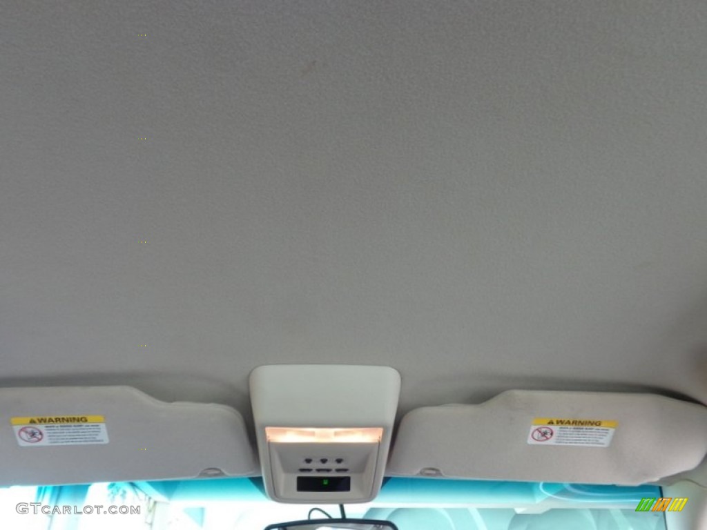 2004 Grand Marquis LS Ultimate Edition - Arizona Beige Metallic / Medium Parchment photo #63