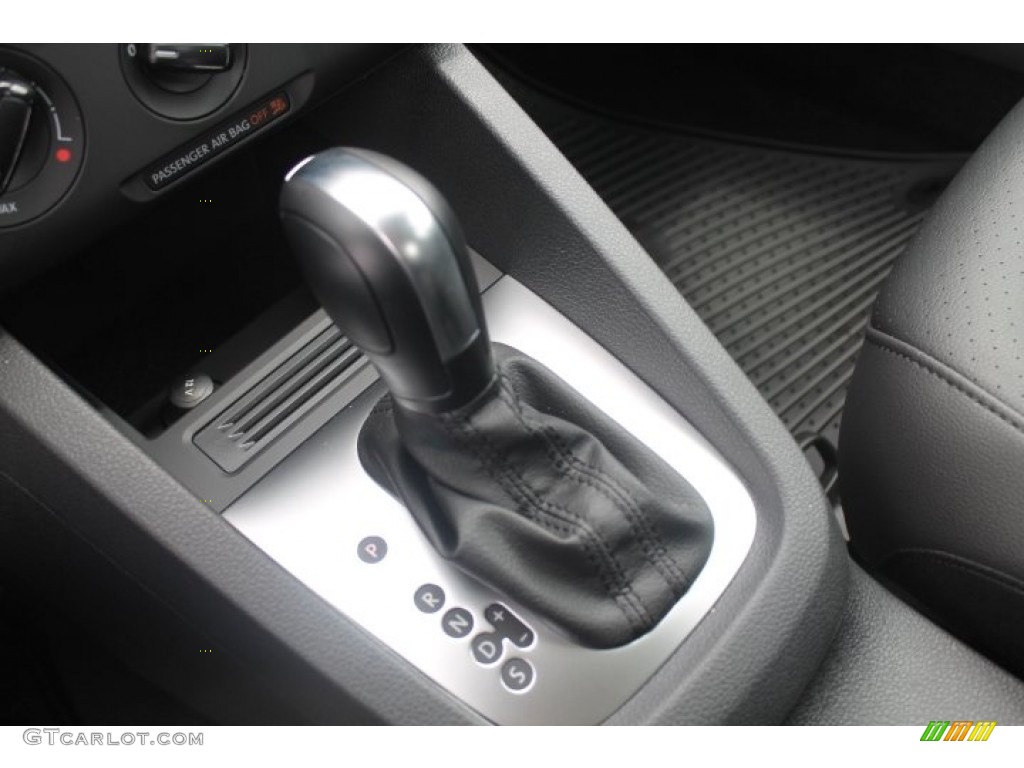 2014 Jetta SE Sedan - Platinum Gray Metallic / Titan Black photo #16