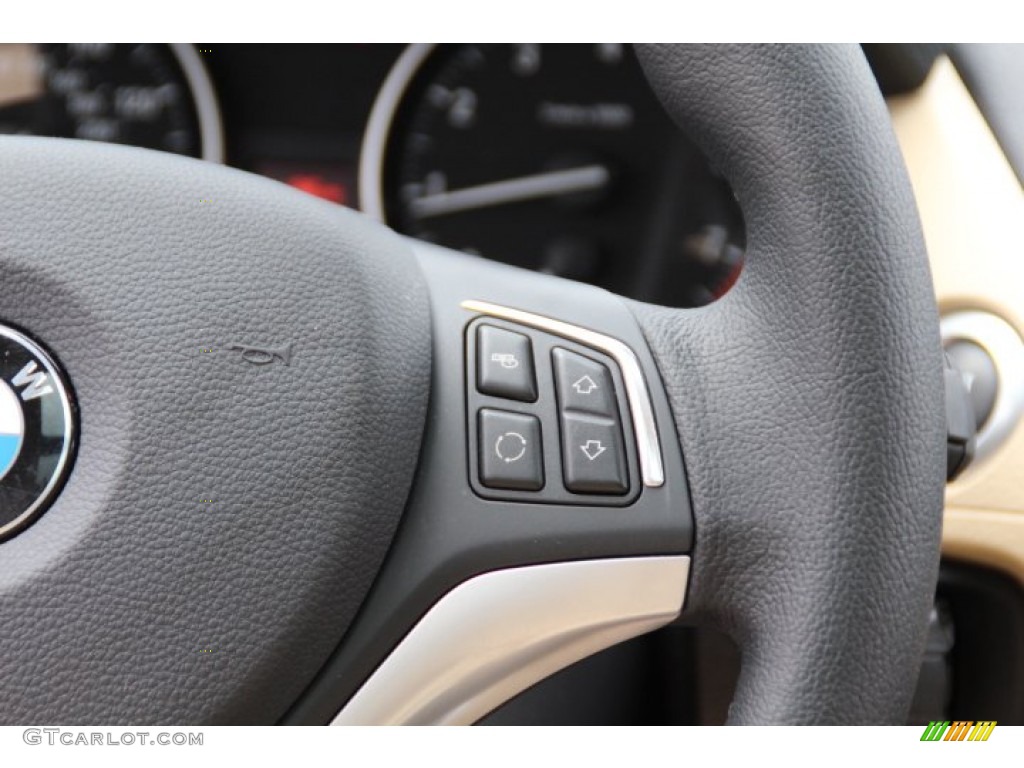 2014 BMW X1 xDrive28i Controls Photo #93417659
