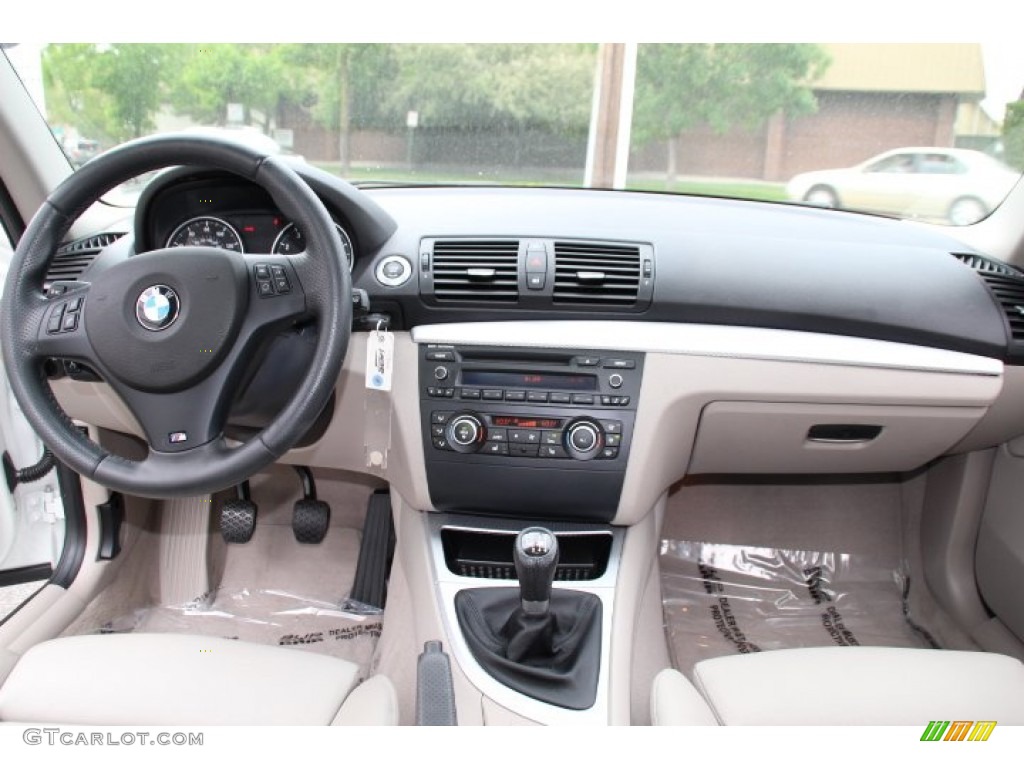 2011 1 Series 135i Coupe - Alpine White / Taupe photo #13