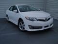 2014 Super White Toyota Camry SE  photo #1