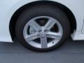 2014 Super White Toyota Camry SE  photo #12