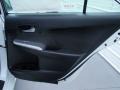 2014 Super White Toyota Camry SE  photo #20