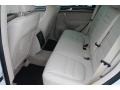 Pure White - Touareg V6 Executive 4Motion Photo No. 27