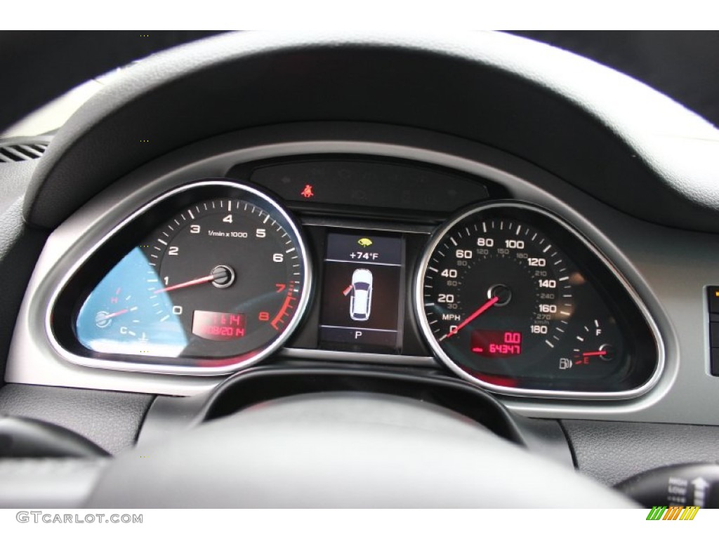 2010 Audi Q7 4.2 Prestige quattro Gauges Photos