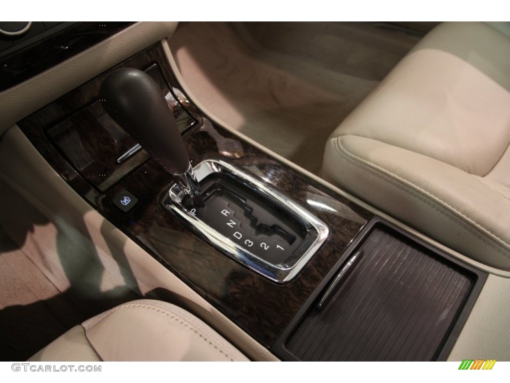 2010 Cadillac DTS Luxury Transmission Photos
