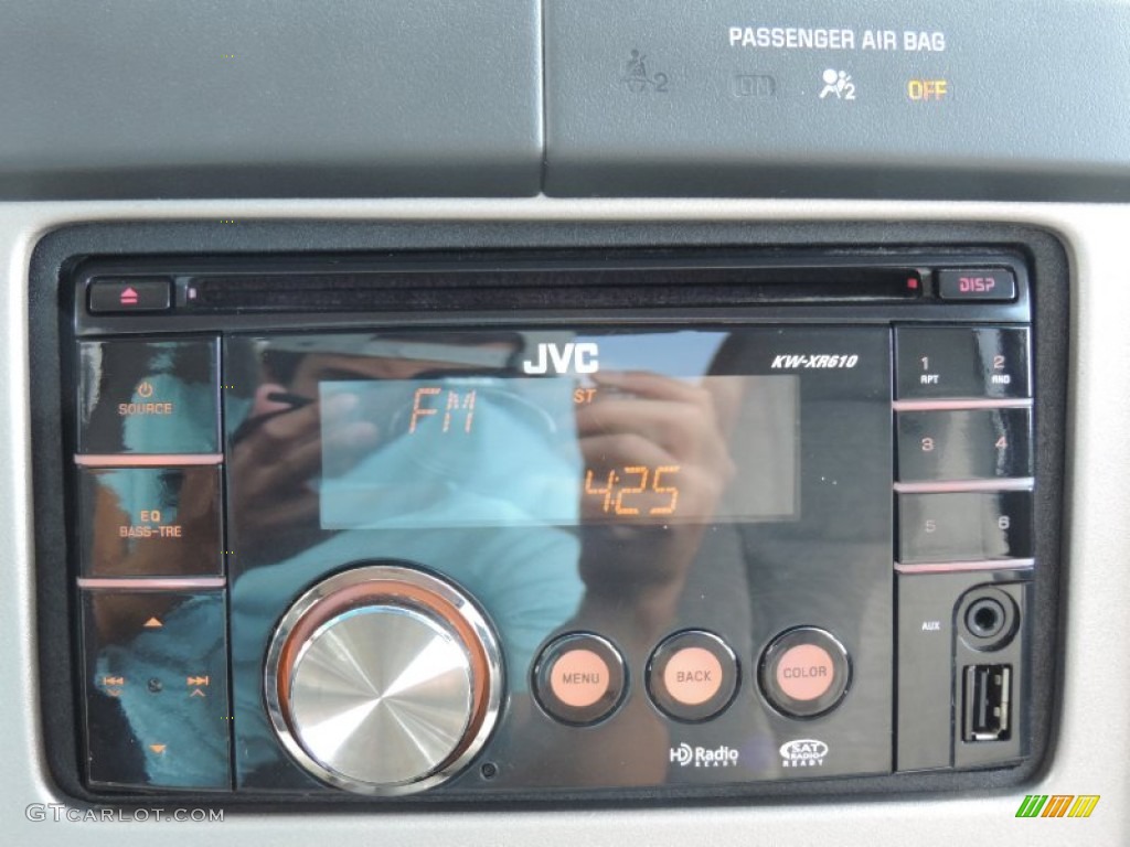 2008 Isuzu i-Series Truck i-290 S Extended Cab Audio System Photos