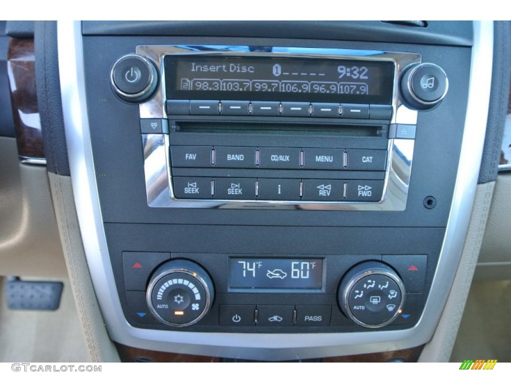 2007 Cadillac SRX V6 Controls Photo #93425276