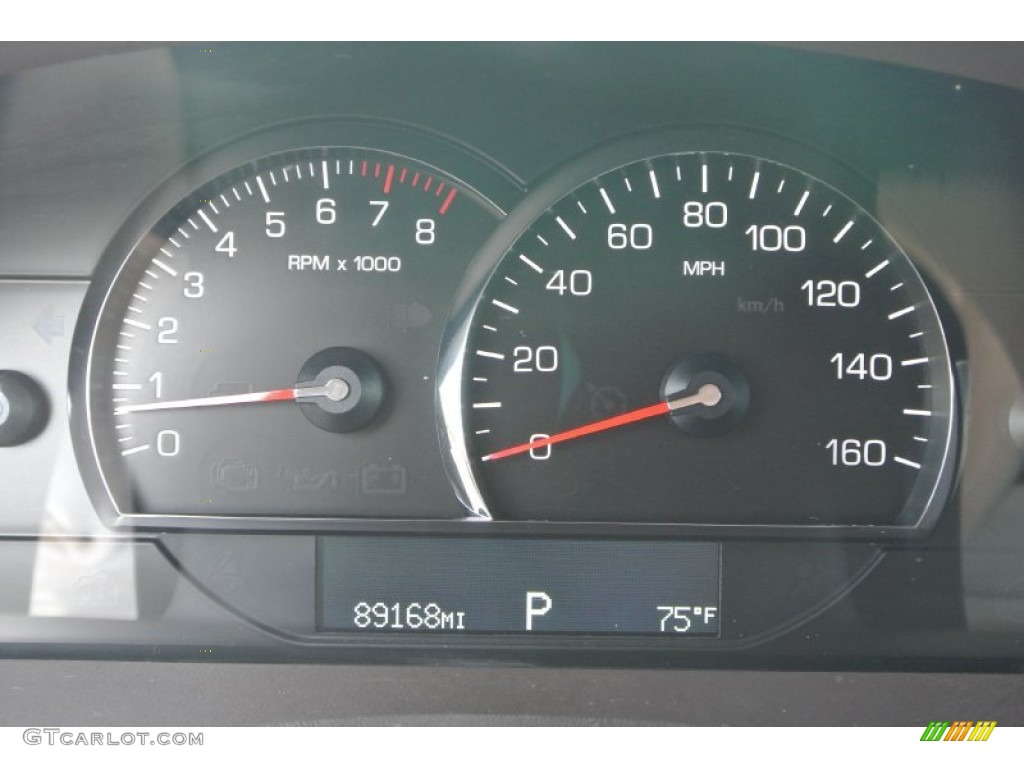 2007 Cadillac SRX V6 Gauges Photo #93425322