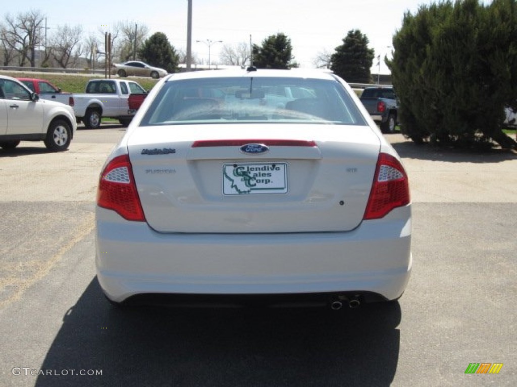 2011 Fusion SE - White Platinum Tri-Coat / Medium Light Stone photo #20