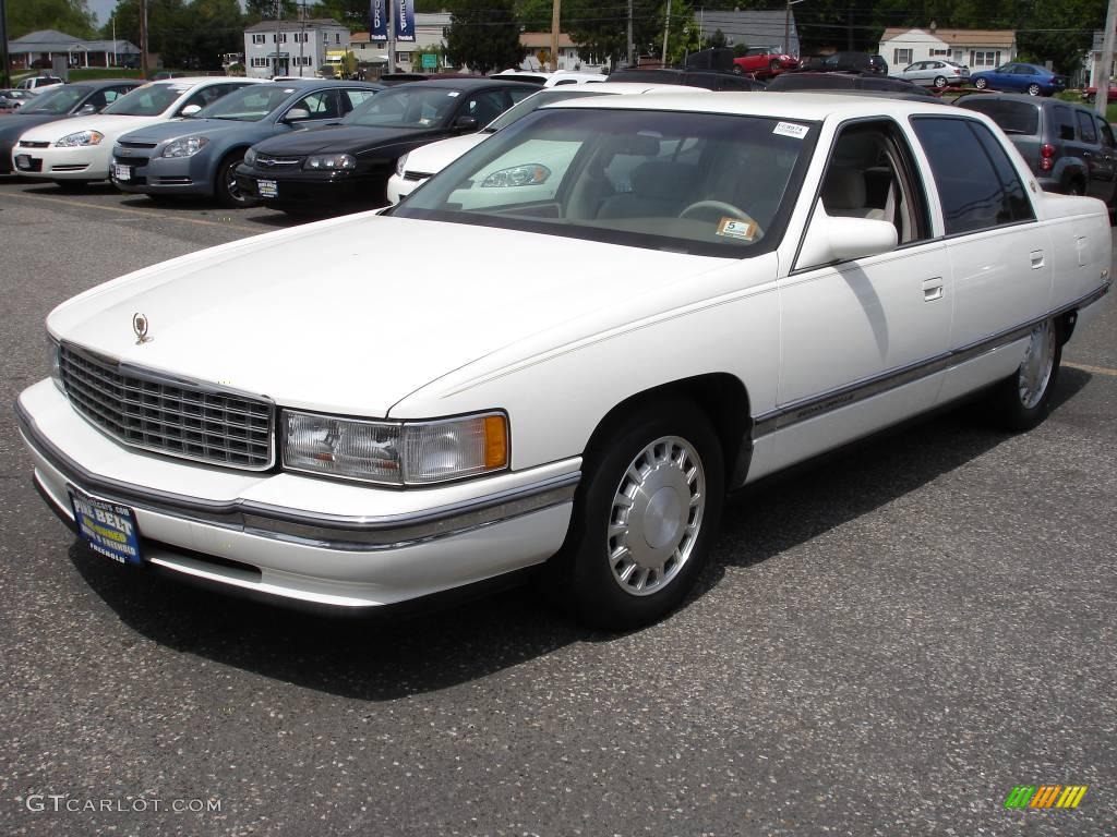 1996 DeVille Sedan - White / Gray photo #1