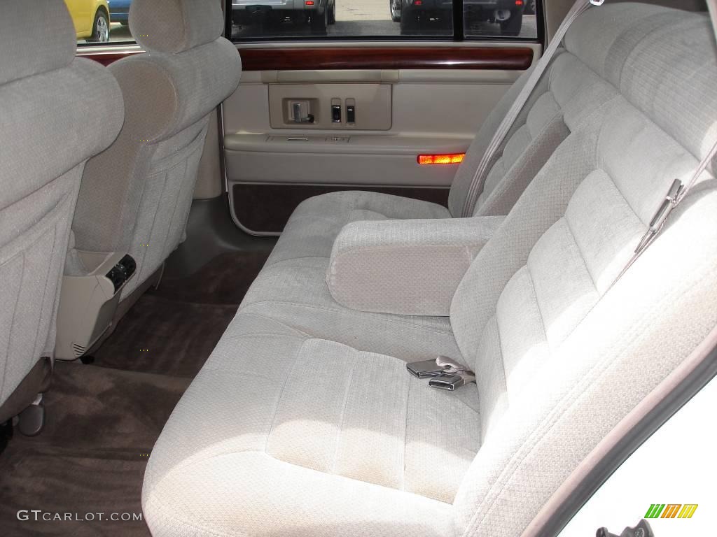 1996 DeVille Sedan - White / Gray photo #9