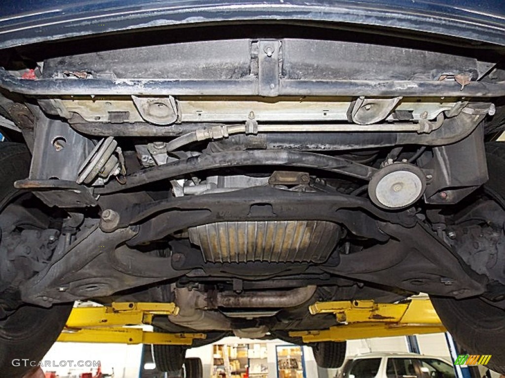 1988 Mercedes-Benz SL Class 560 SL Roadster Undercarriage Photo #93428402