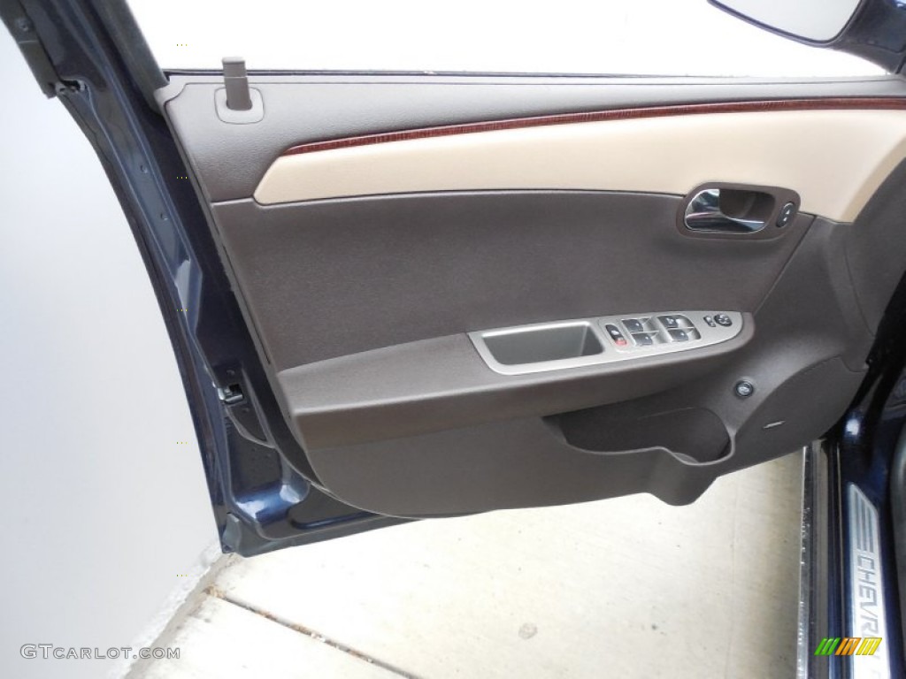 2011 Chevrolet Malibu LTZ Door Panel Photos
