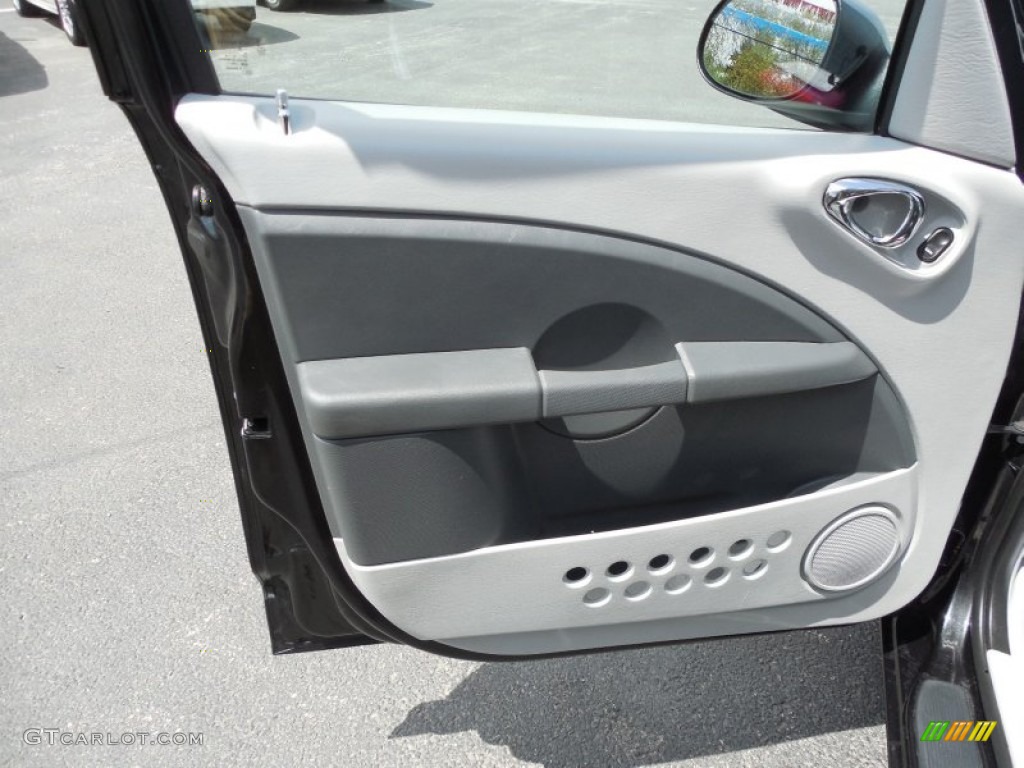 2010 Chrysler PT Cruiser Classic Pastel Slate Gray Door Panel Photo #93429571
