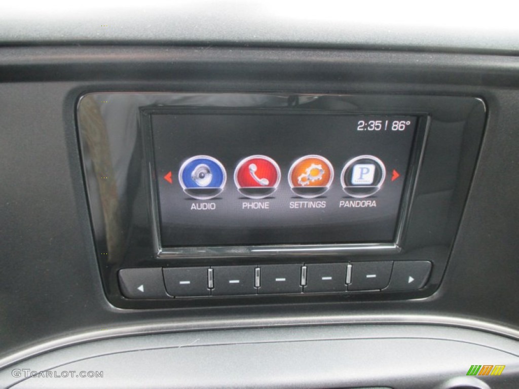 2015 GMC Sierra 3500HD Work Truck Crew Cab Dual Rear Wheel 4x4 Controls Photo #93433412