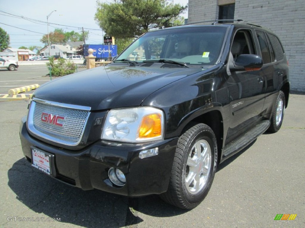 2005 Envoy Denali 4x4 - Onyx Black / Light Gray photo #2