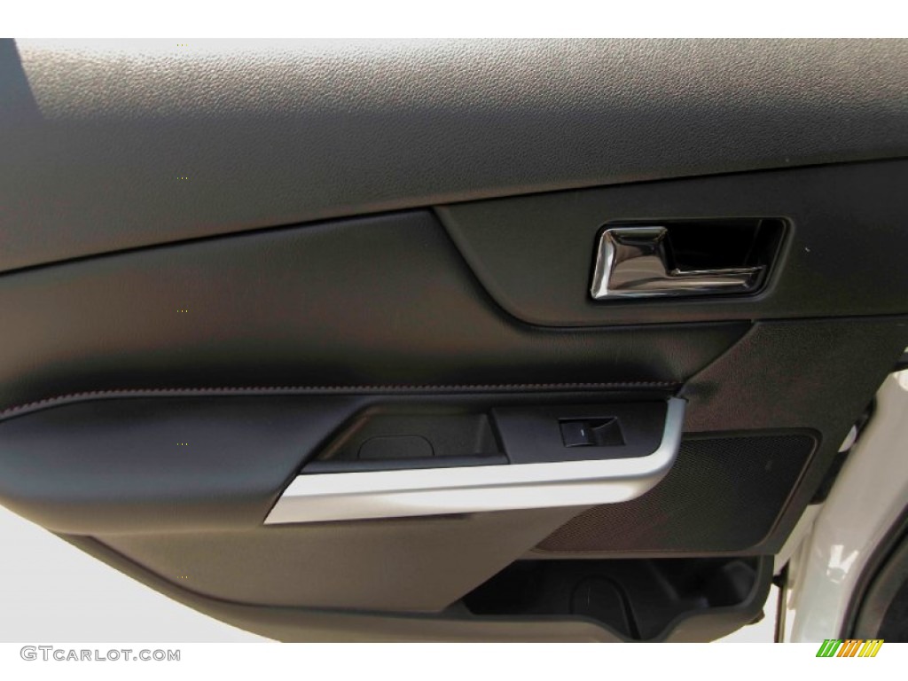 2012 Edge Limited AWD - White Platinum Metallic Tri-Coat / Charcoal Black photo #21